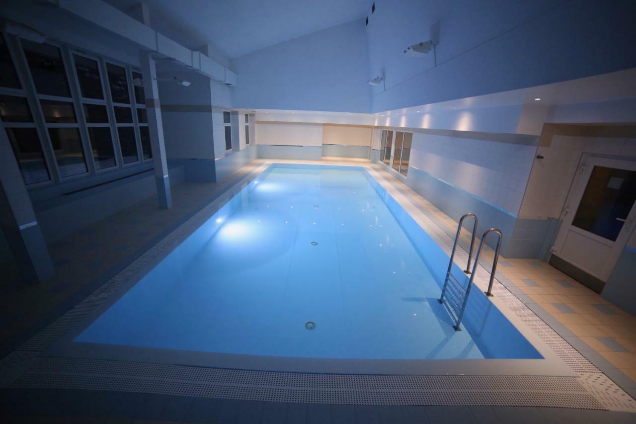 Wellness Apartman Pec بيتس بود سنيزكو المظهر الخارجي الصورة