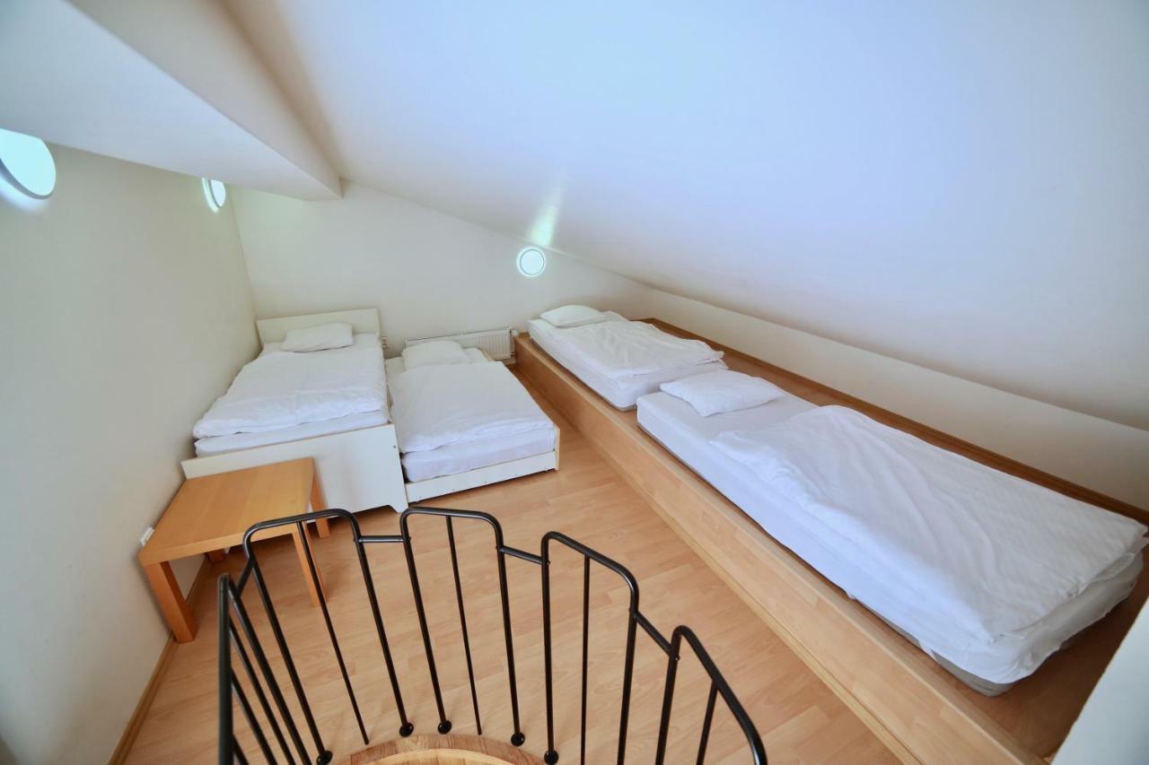 Wellness Apartman Pec بيتس بود سنيزكو المظهر الخارجي الصورة